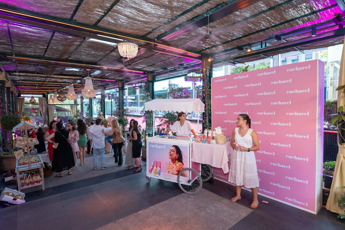 Cacharel · Cuore Summer Party · fotografía 8 de 9 por Mondelo Media