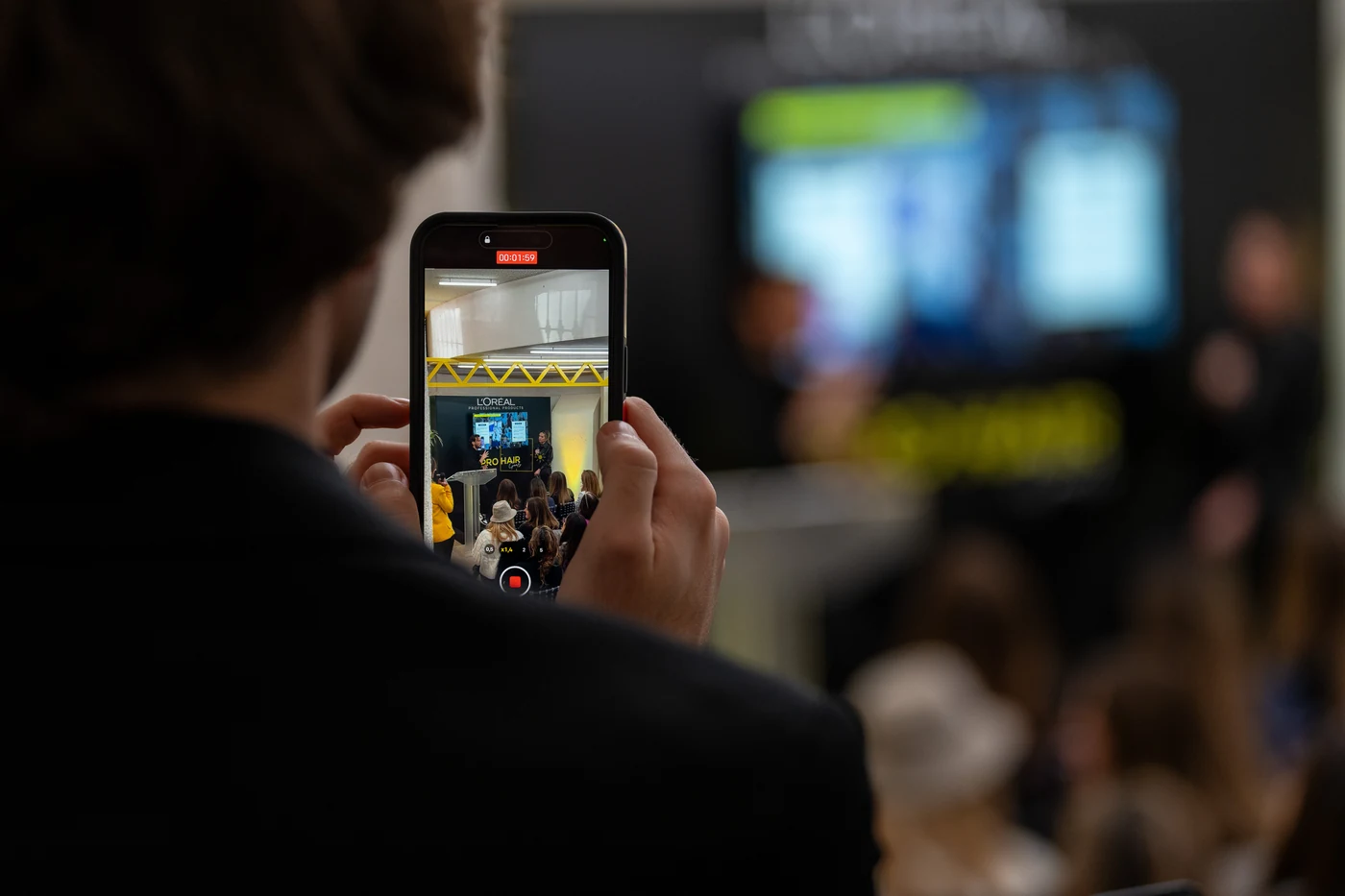 L'Oréal Professionnel · Evento de Navidad Pro Hair · fotografía 10 de 10 por Mondelo Media