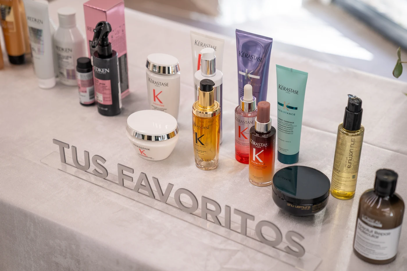 L'Oréal Professionnel · Evento de Navidad Pro Hair · fotografía 6 de 10 por Mondelo Media