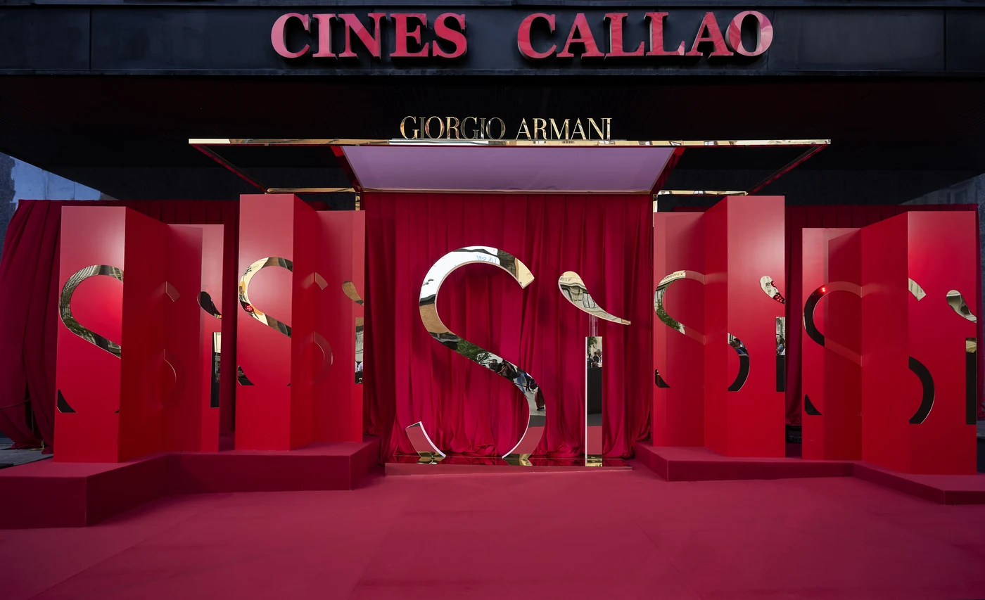 Giorgio Armani · Lanzamiento Armani Sì · fotografía 5 de 10 por Mondelo Media