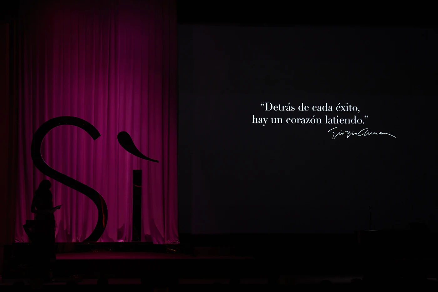 Giorgio Armani · Lanzamiento Armani Sì · fotografía 7 de 10 por Mondelo Media