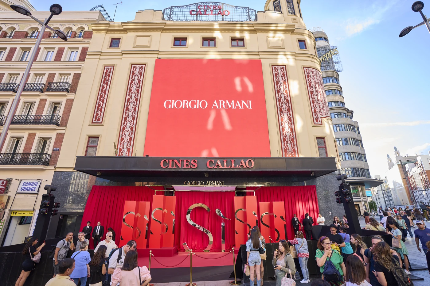 Giorgio Armani · Lanzamiento Armani Sì · fotografía 1 de 10 por Mondelo Media