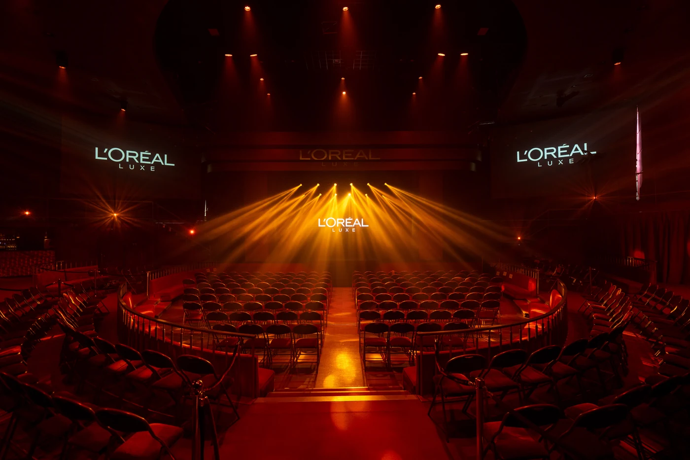 L'Oréal Luxe · Ciclo enero 2026 · fotografía 1 de 5 por Mondelo Media